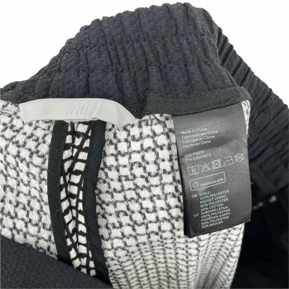 H&M Pants Women's Sz M Straight Wide Leg Pull on Elastic Waist Lined Black White - Picture 8 of 10